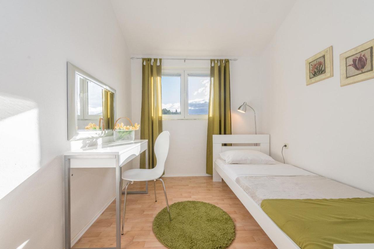 Apartment Maria *
