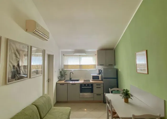Apartments Maria Kukljica